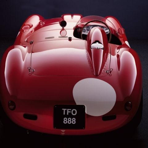 THE FERRARI BOOK - PASSION FOR DESIGN