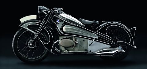 BMW MOTORRAD: FASCINATION, INNOVATION, MYTH