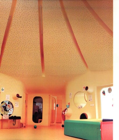 BRICKLAYING CHILDHOOD - DESIGN TREND OF INTERNATIONAL KINDERGARTEN