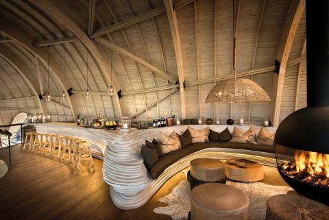 ANDREW MARTIN INTERIOR DESIGN REVIEW VOL.20